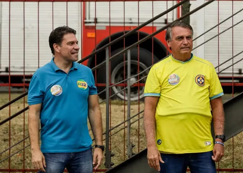 Ramagem e Bolsonaro planejam ida a jogo do Vasco da