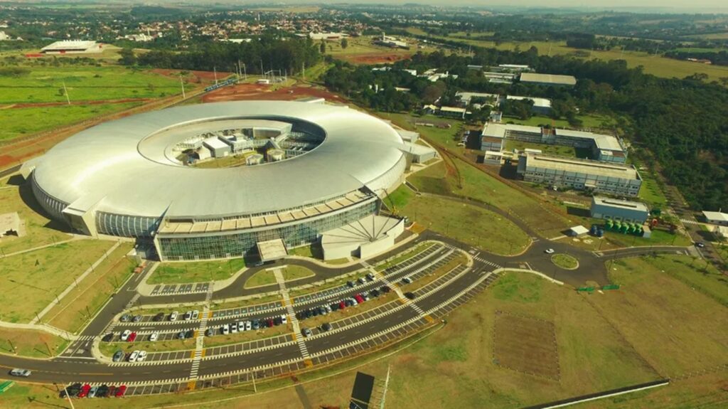 Superlaboratório de SP teve participação no Nobel de Química 2024