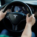 Tesla sofre investigação após acidentes envolvendo sistema ‘Full Self-Driving’