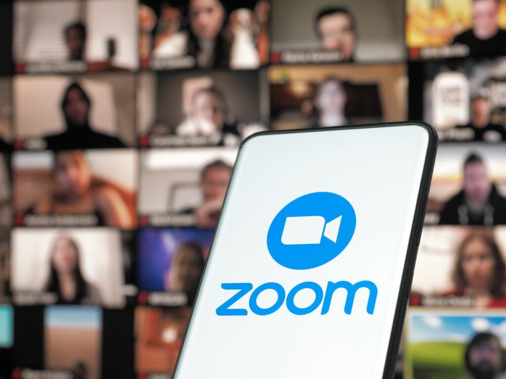 Zoom vai permitir que uma versão sua criada por IA