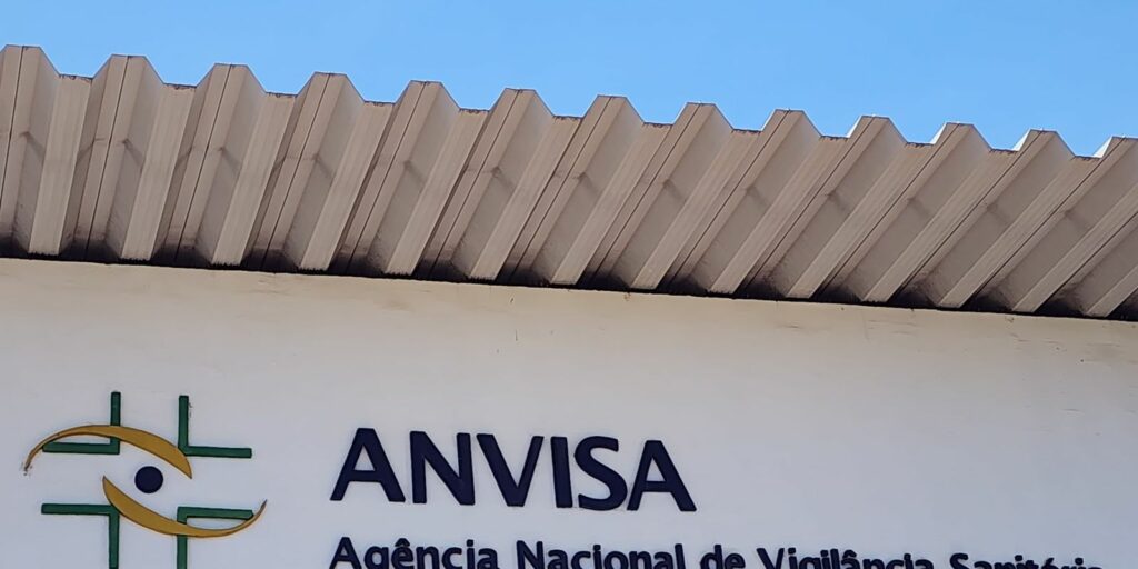 Anvisa interdita fabricantes de câmaras de bronzeamento na Grande SP