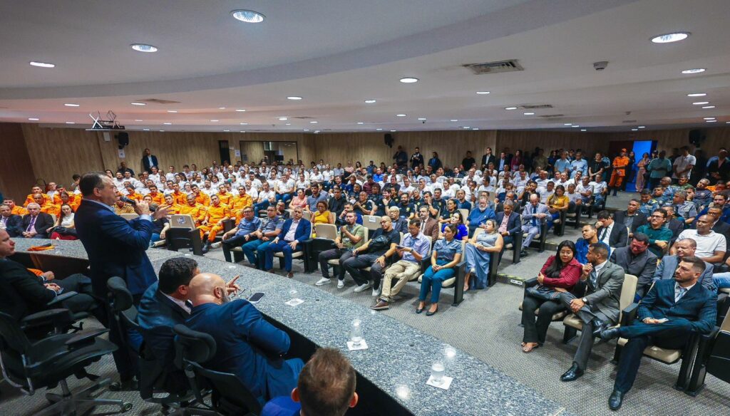 Brandão lança Centro de Ensino e Pesquisa de Inteligência da