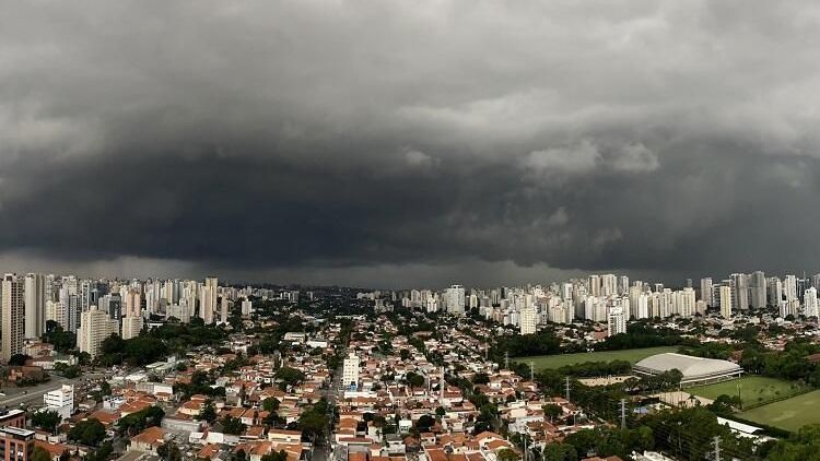 Chuvas voltam a São Paulo nesta quinta-feira (28); veja a