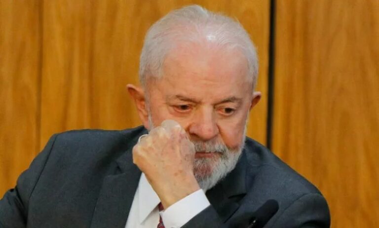 Diretor da Polícia Federal diz que reação de Lula à