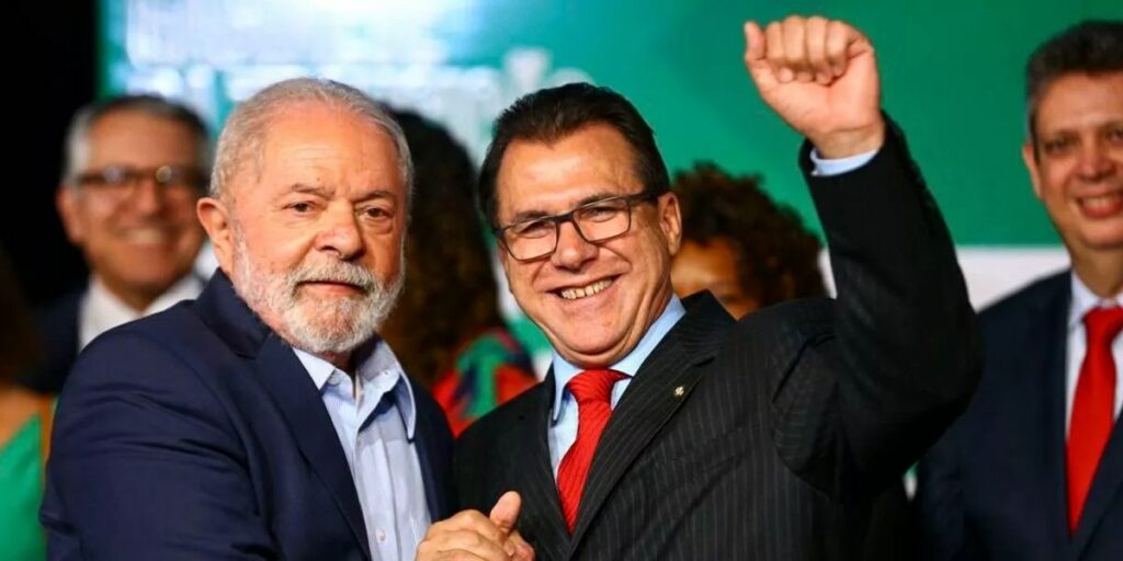 “É fake essa história de Lula não concorrer em 2026”,