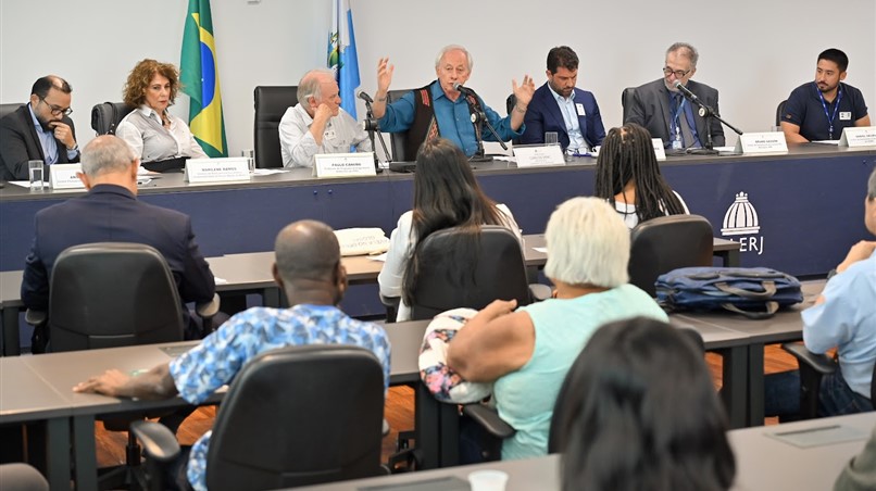 Empresas de saneamento no Rio não divulgam metas de trabalho