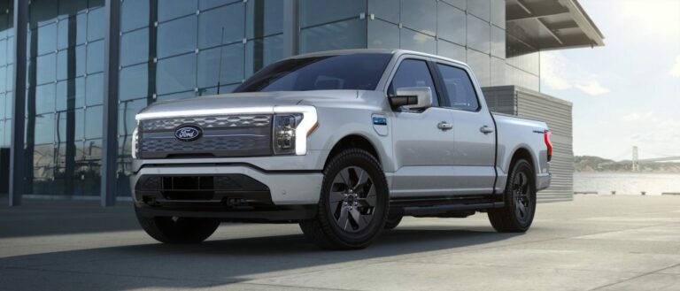 Ford interrompe produção de sua picape elétrica F-150 Lightning até