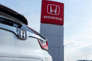 Honda tem plano para tornar carros elétricos mais baratos; saiba