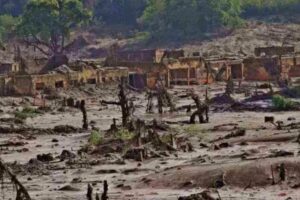 Justiça absolve Samarco e Vale em ação de rompimento de