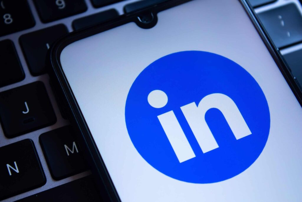 LinkedIn: como desativar reprodução automática de vídeos