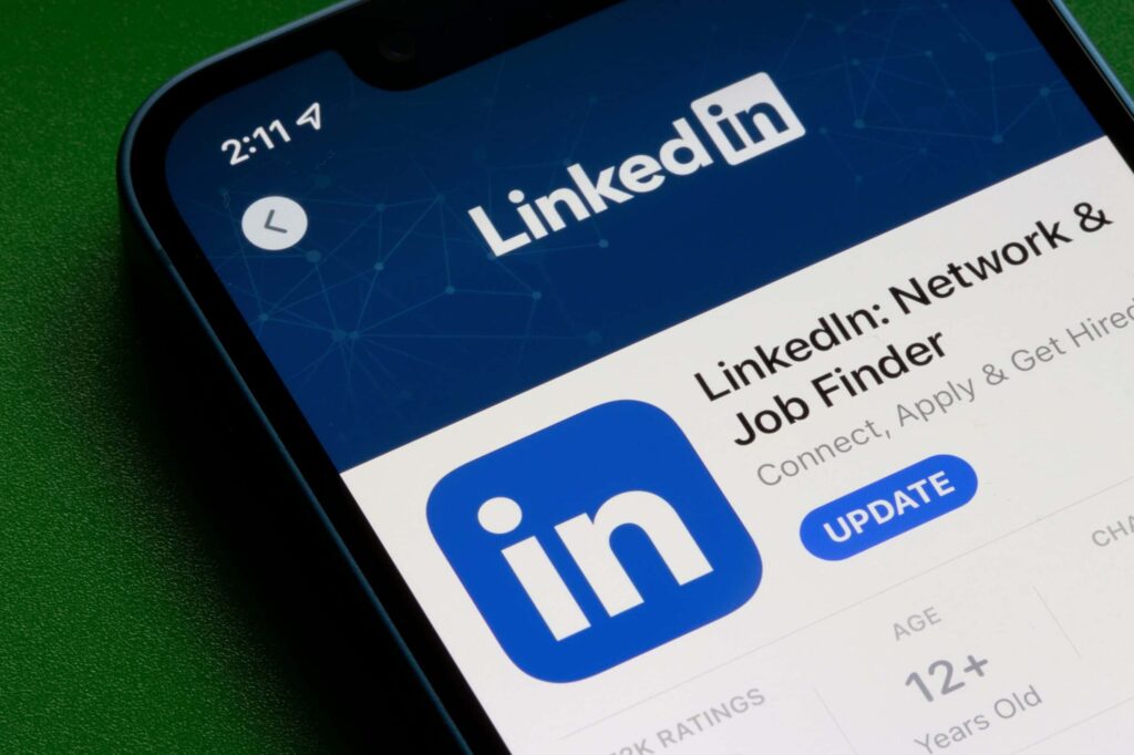 LinkedIn: como gerenciar quem pode ver meu e-mail