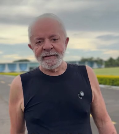 Lula posta vídeo de retorno aos exercícios quase um mês