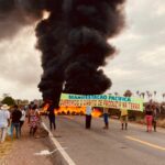 Manifestantes bloqueiam BR-222 entre Santa Inês e Igarapé do Meio