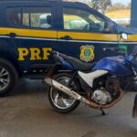 Motociclista foge de fiscalização e derruba passageira na BR-135