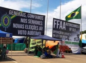 PF: Palácio do Planalto elaborou slogans em faixas de protestos