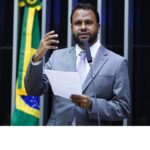 Pastor Henrique Vieira será o candidato do PSOL na disputa