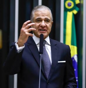 Presidente da Frente Parlamentar de Energia Nuclear afirma que retomada