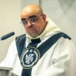 Religioso indiciado pela PF na tentativa de golpe oferece cursos