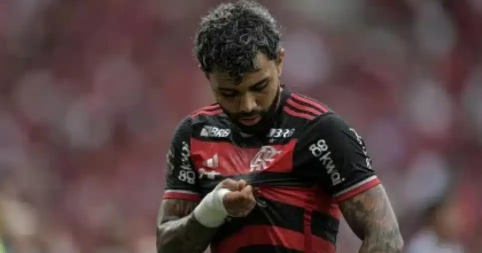 São Paulo e Cruzeiro disputam contratação de Gabigol para 2025