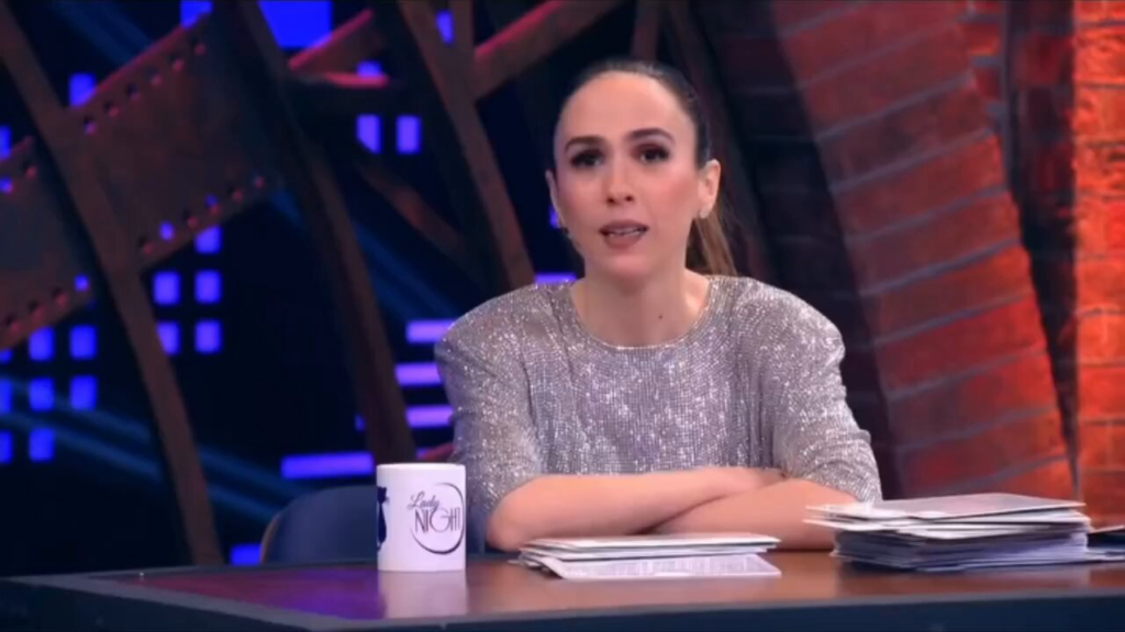 Tatá Werneck expõe abuso sofrido e chora na TV com