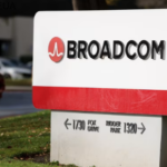 Ações da Broadcom disparam com receita de IA subindo 220%