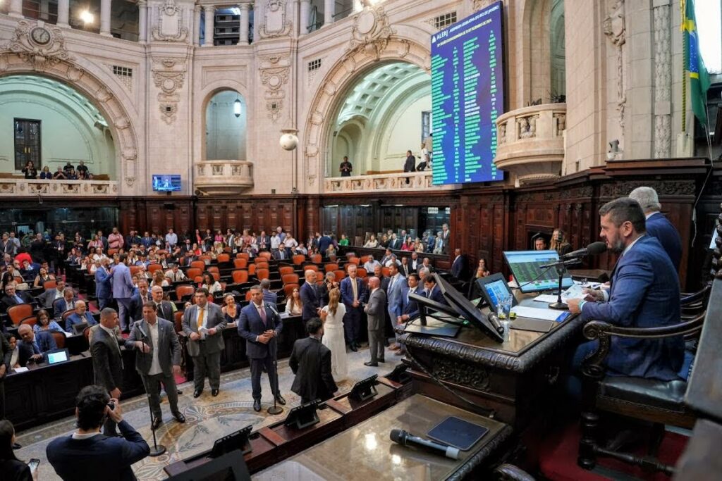 Alerj altera o horário das sessões de quinta-feira em definitivo