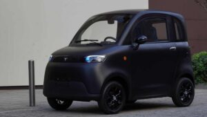 Carro elétrico italiano pode ser dirigido por jovens de 14