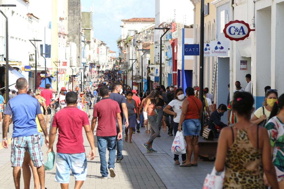 Cerca de 73 milhões de pessoas possuem dívidas no Brasil