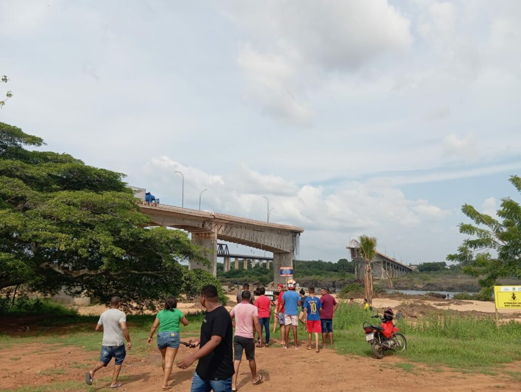 Classe política lamenta tragédia na ponte de Estreito