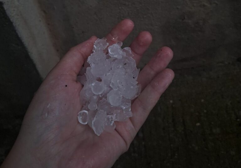 Grande São Paulo tem chuva forte, alagamentos e granizo “do