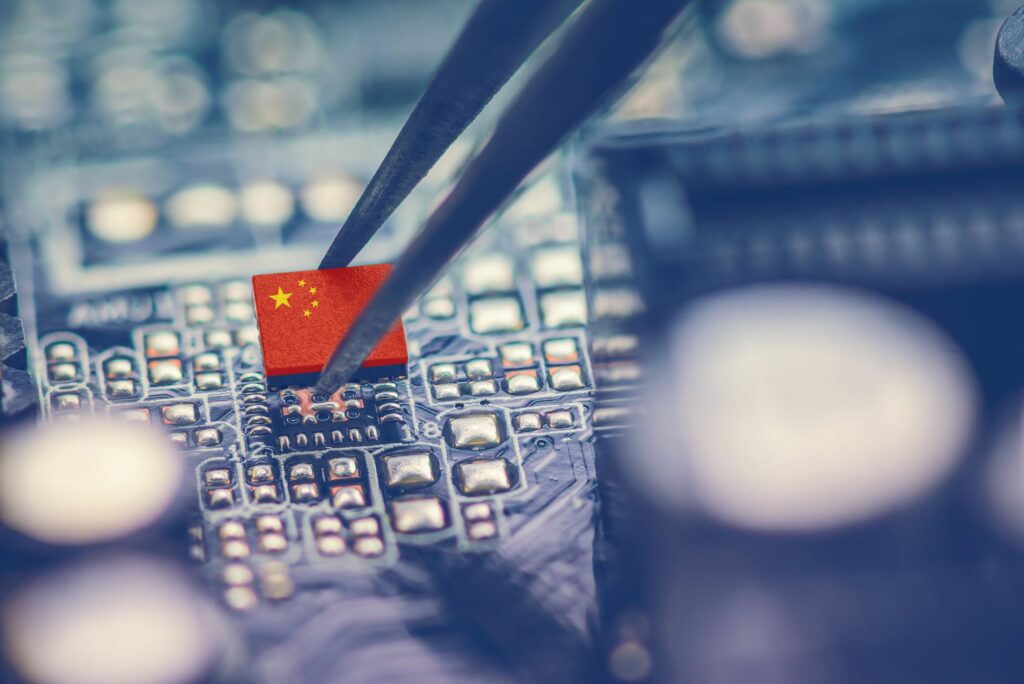 Guerra dos chips: EUA lançam nova investigação sobre chips chineses