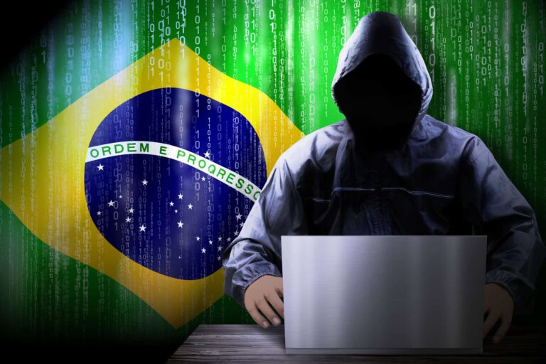 Hacker brasileiro é acusado nos EUA de extorsão milionária