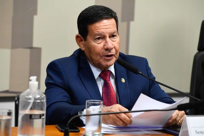 Hamilton Mourão diz que Braga Netto ‘não representa nenhum risco