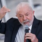 Lula critica duramente comunicação do governo em seminário do PT