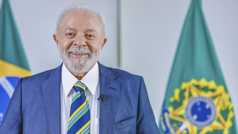 Lula segue firme com amplo apoio popular, diz pesquisa