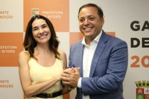 No melhor estilo Eduardo Paes, Rodrigo Neves anuncia ‘pacotão’ de