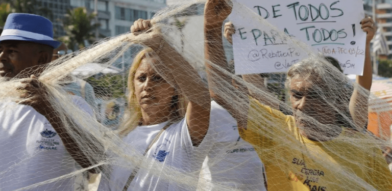 PEC das Praias: votação é adiada em comissão do Senado