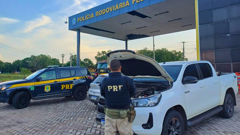 PRF apreende veículo com placas falsas na BR-316 em Santa