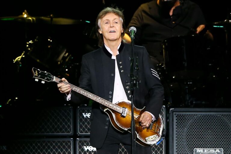 Paul McCartney pede precauções contra o impacto da IA na