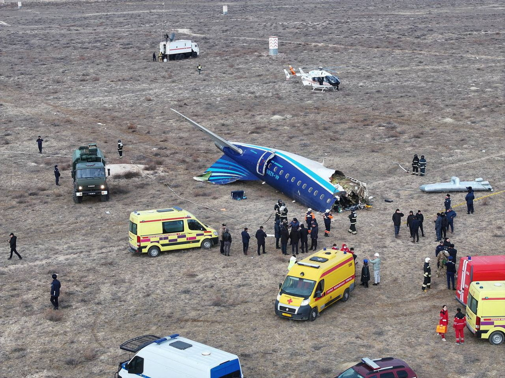 Queda de avião da Embraer no Cazaquistão deixa mais de