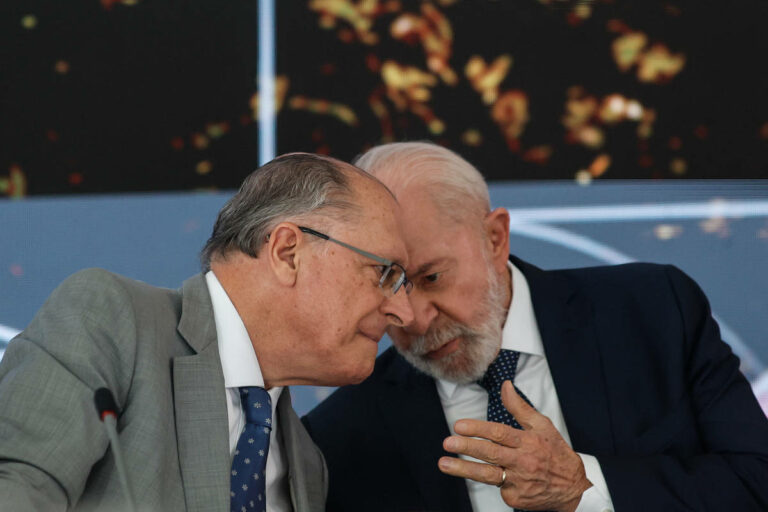 Reforma ministerial do governo Lula pode ter Alckmin na Defesa