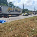 VÍDEO: Duas pessoas morrem em colisão entre caminhão e motocicleta