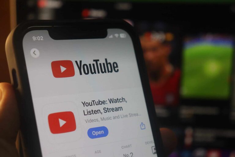 YouTube obedece AGU e retira conteúdos com fake news de