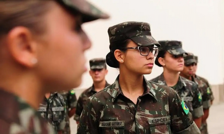 Alistamento militar feminino registra 6.613 inscrições em apenas dois dias