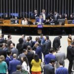 Câmara cogita aumentar número de deputados para atender decisão do