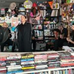 Carminho no novo episódio de “Tiny Desk Concert”