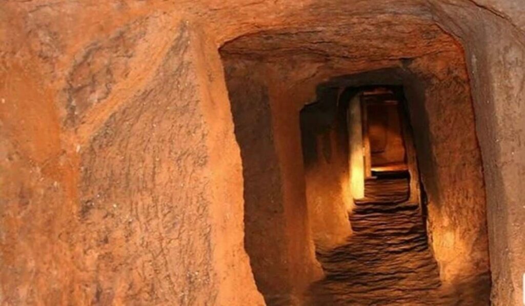 Cidade subterrânea secreta de 4 mil anos é encontrada no