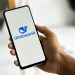 DeepSeek fora do ar? Plataforma engasga com número alto de