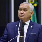 Deputado bolsonarista é condenado a pagar R$ 2 milhões por