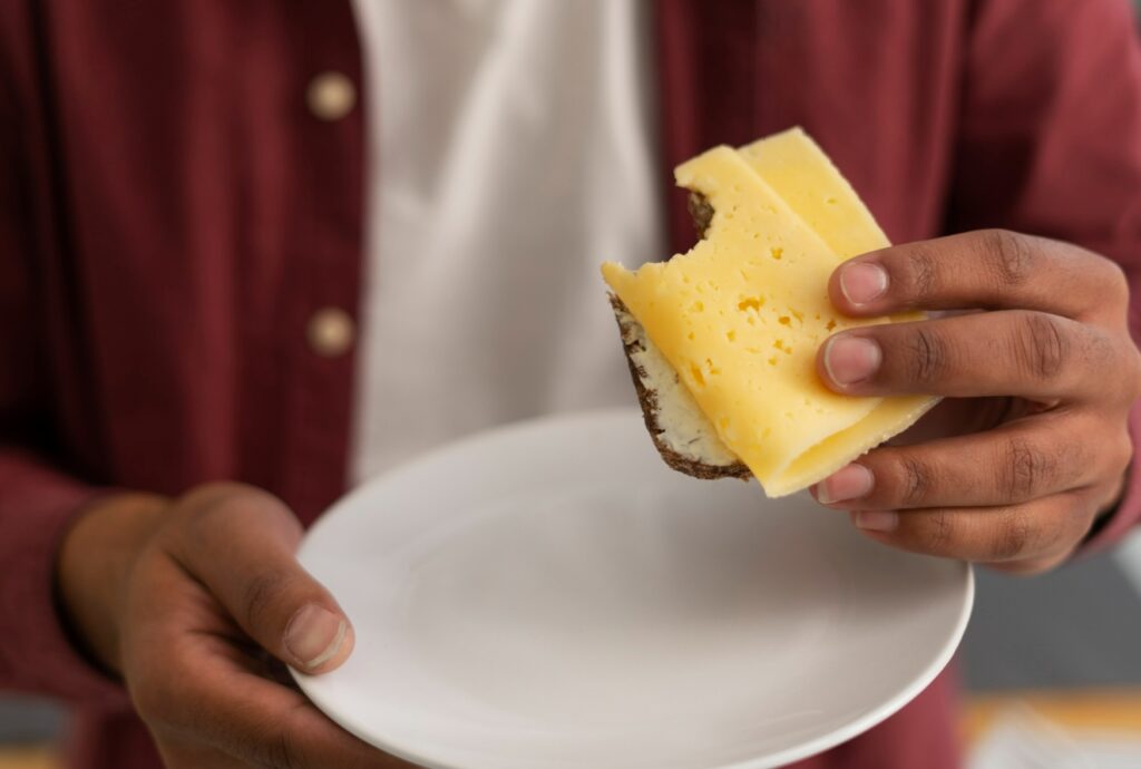 Dia do Queijo: nutricionista dá dicas de como aproveitar a